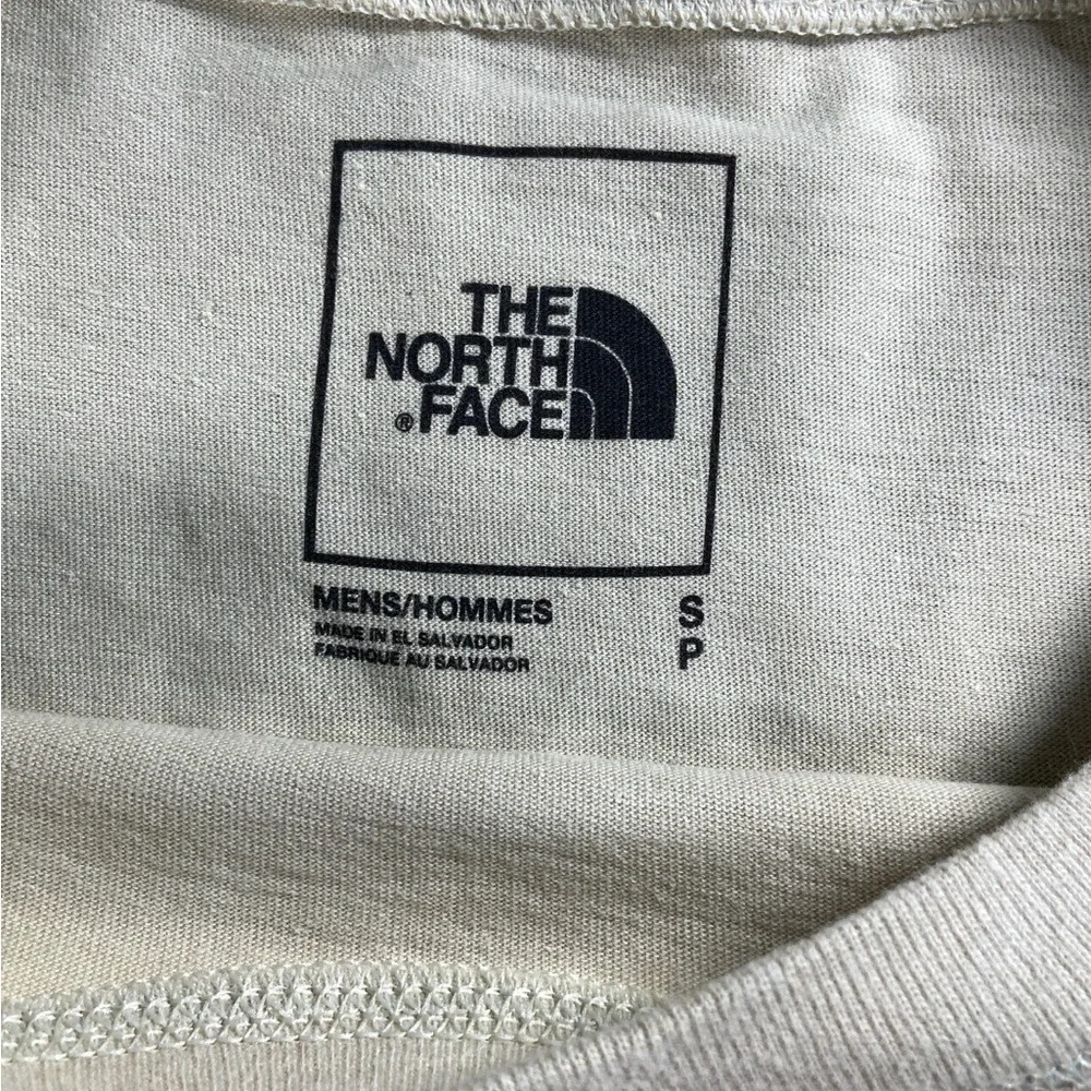 The North Face‎ Pocket Tee Mens Small Gravel/Stone Standard Fit NWT Minimalist